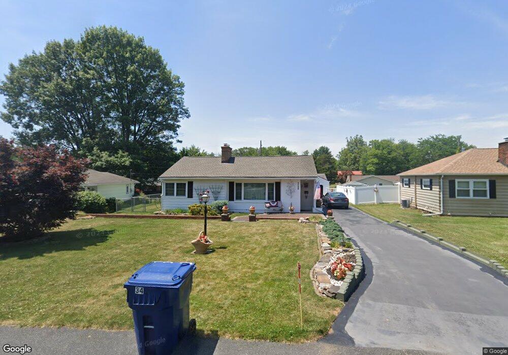 3422 Cambridge Cir, Allentown, PA 18104 - photo 1