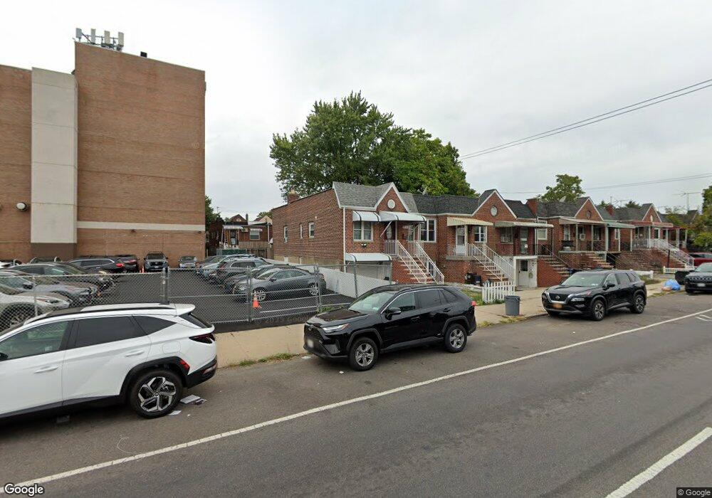 5944 164th St, Fresh Meadows, NY 11365 - photo 1