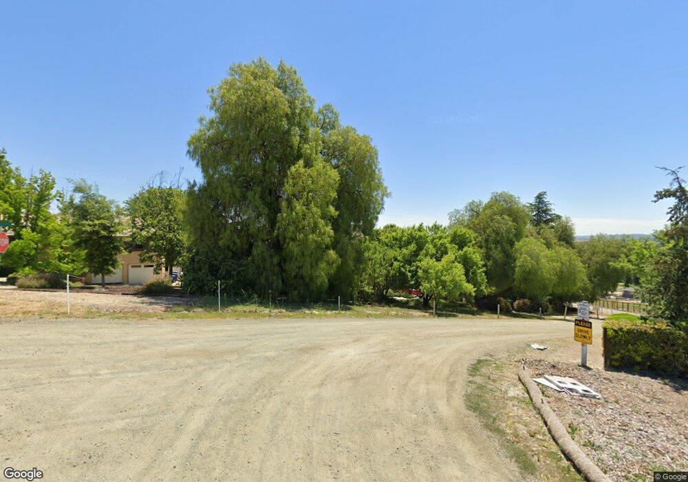 740 Ivy Ln, Paso Robles, CA 93446 - photo 1