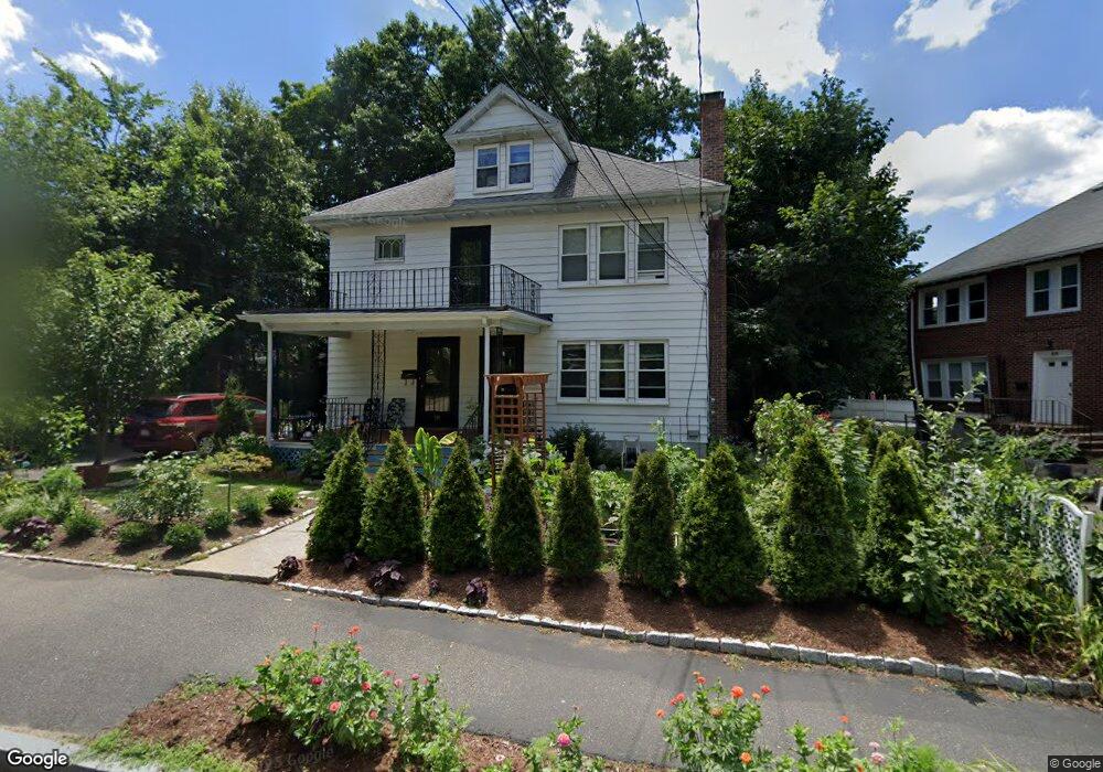 38 Winchester Rd unit 40, Newton, MA 02458 - photo 1