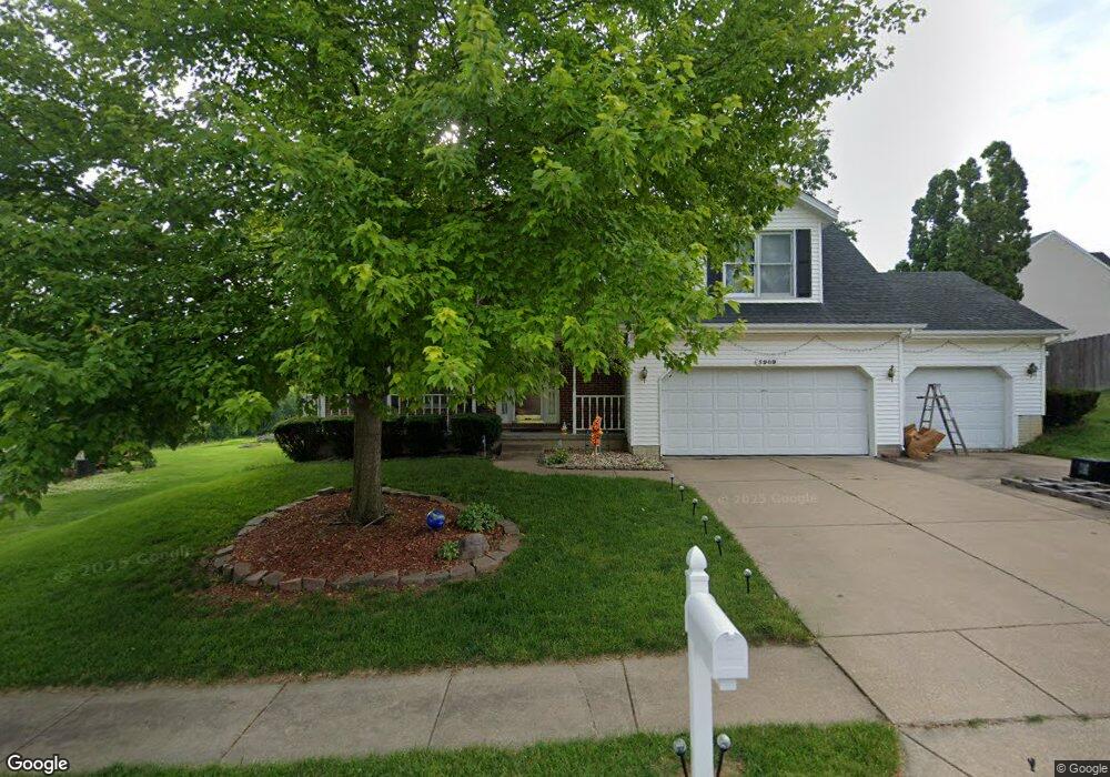 5909 Appomattox Rd, Davenport, IA 52806 - photo 1