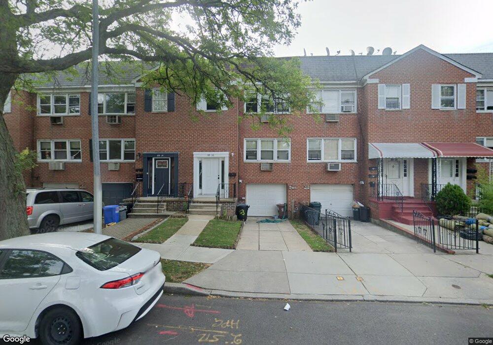 89-31 Pontiac St unit 1st Fl, Queens Village, NY 11427 - photo 1