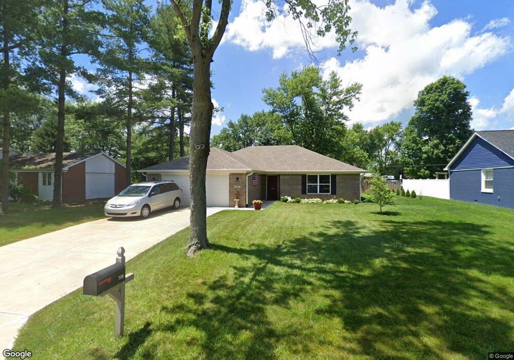 726 Meadow Ln, Plainfield, IN 46168 - photo 1