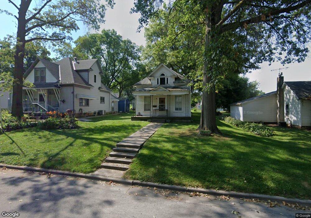 204 E Lowell Ave, Shenandoah, IA 51601 - photo 1