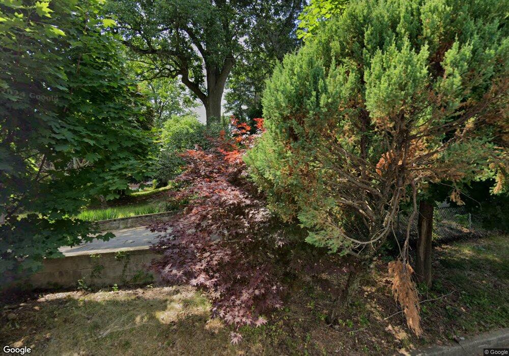 1908 Oak Tree Rd, Edison, NJ 08820 - photo 1