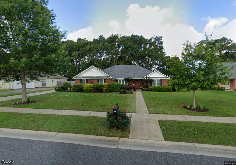 146 Hawthorne Cir, Fairhope, AL 36532 - photo 1