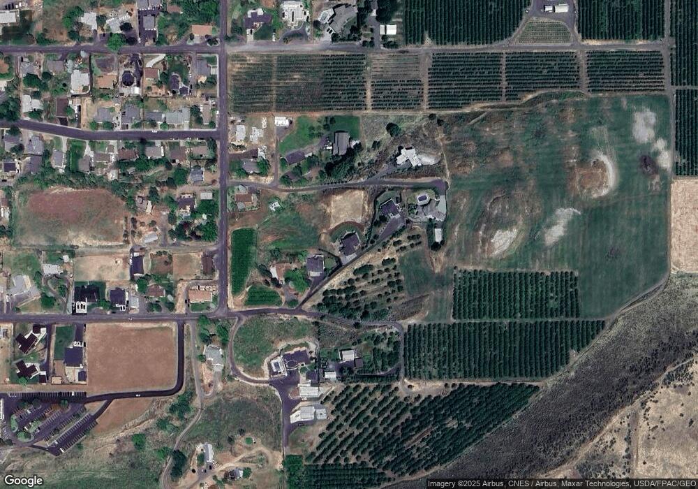 2801 E 18th St, the Dalles, OR 97058 - photo 1