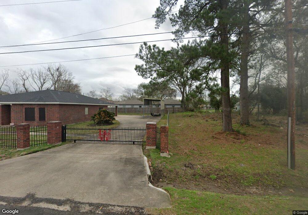 7800 Willow St, Houston, TX 77088 - photo 1