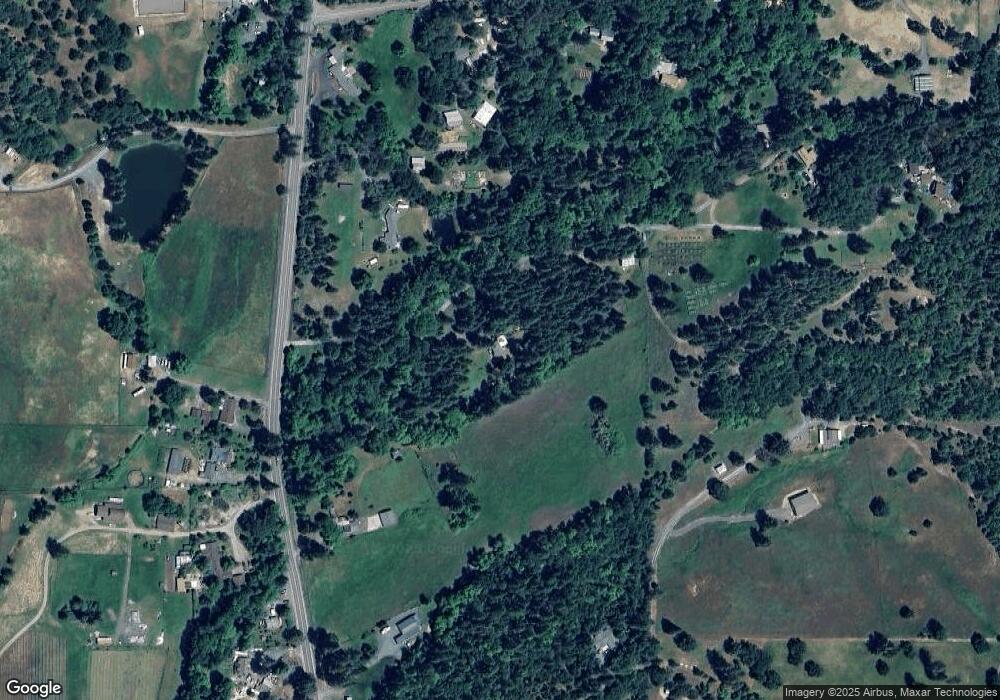 3236 E Evans Creek Rd, Rogue River, OR 97537 - photo 1