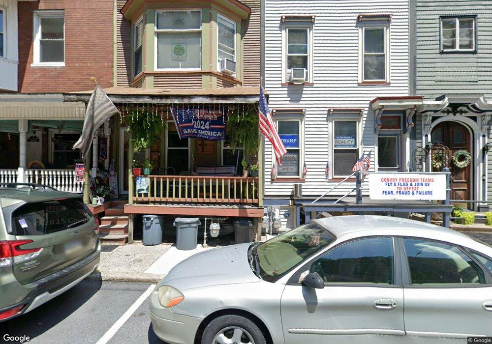 34 W Broadway, Jim Thorpe, PA 18229 - photo 1