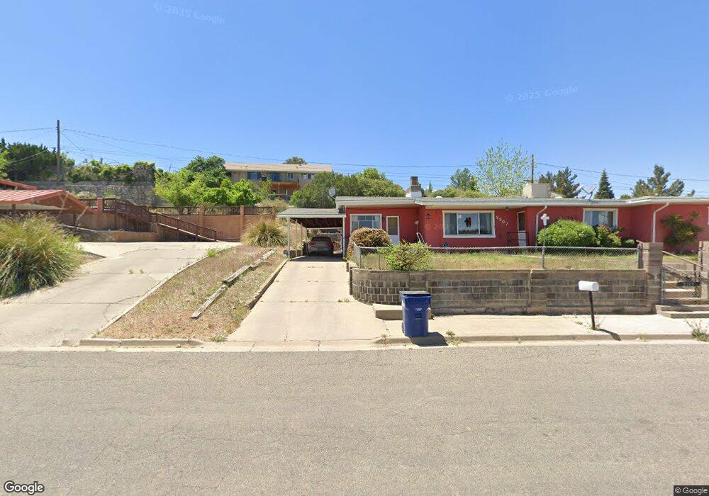 2203 N Juniper Ave, Silver City, NM 88061 - photo 1