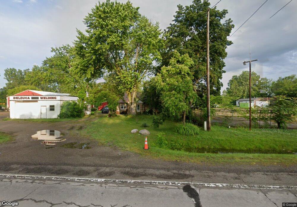 4410 S Dort Hwy, Flint, MI 48507 - photo 1