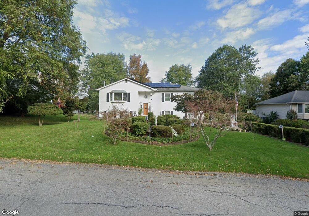 3209 Amelia Dr, Mohegan Lake, NY 10547 - photo 1