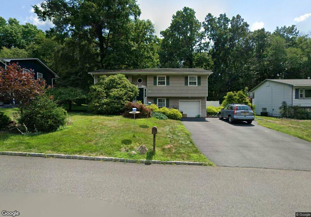 15 Sagamore Ave, Suffern, NY 10901 - photo 1