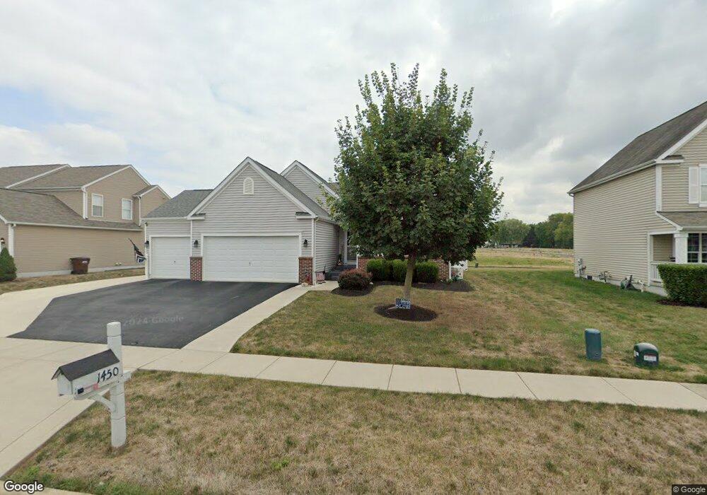 1450 Shagbark St, Circleville, OH 43113 - photo 1