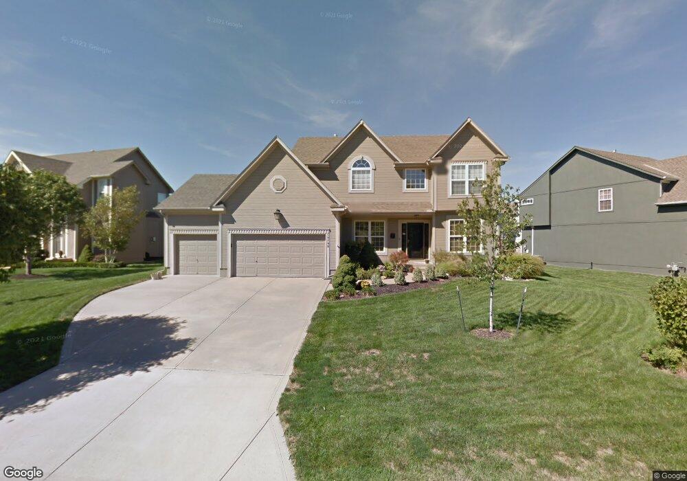 19702 W 97th St, Lenexa, KS 66220 - photo 1