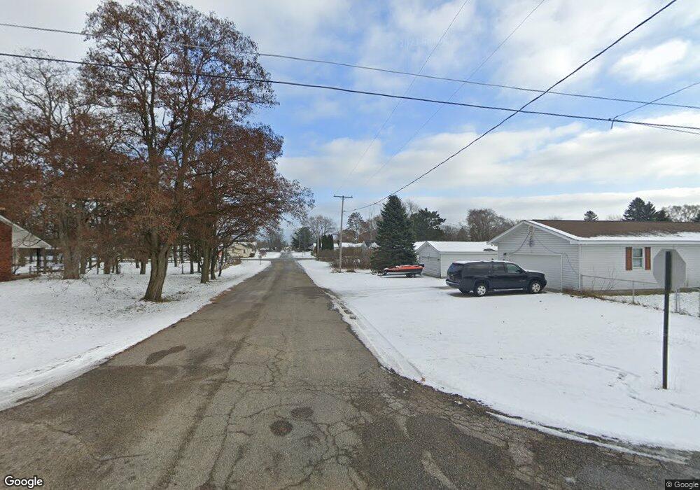 401 4th St N, Oscoda, MI 48750 - photo 1