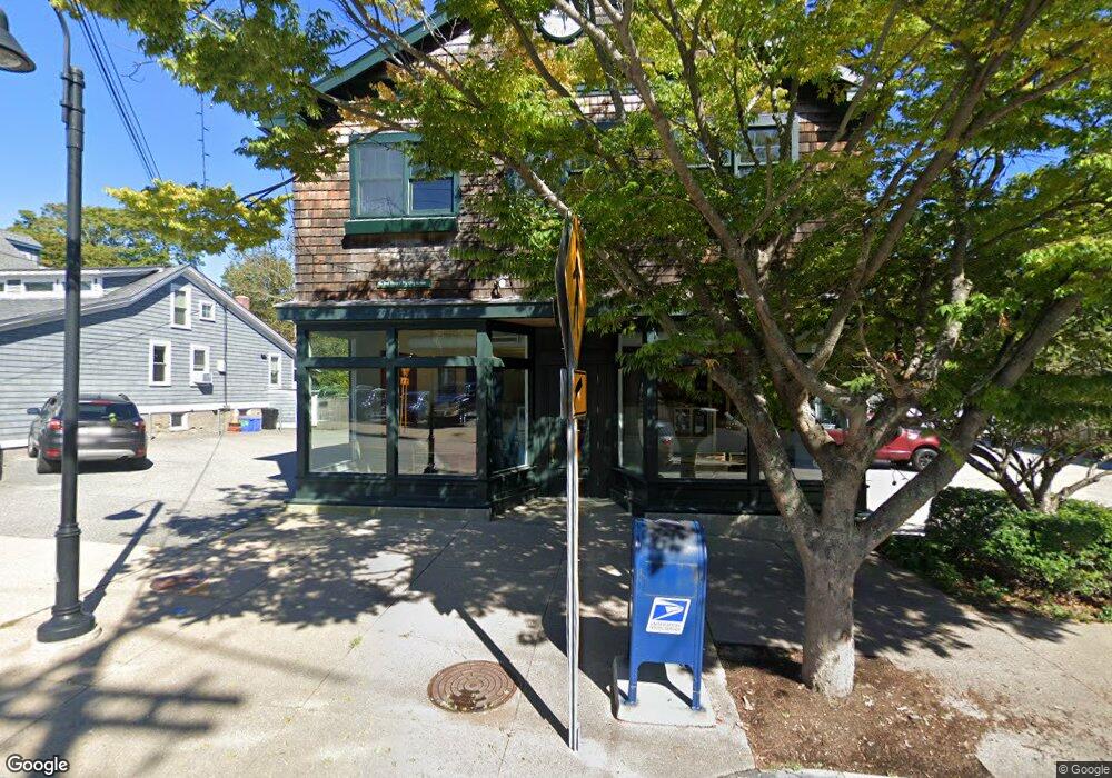 28 Narragansett Ave, Jamestown, RI 02835 - photo 1