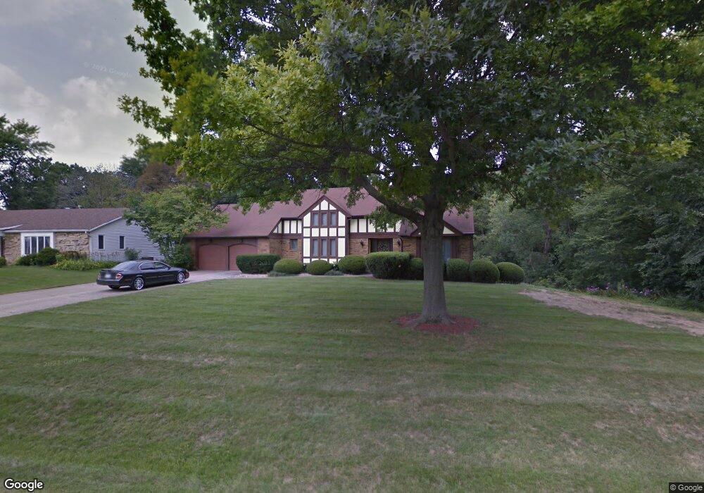 5032 W 35th St, Davenport, IA 52806 - photo 1