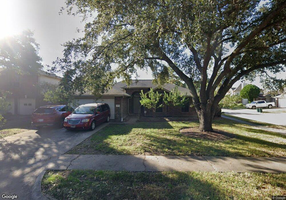 8435 Summertree Dr, Houston, TX 77040 - photo 1