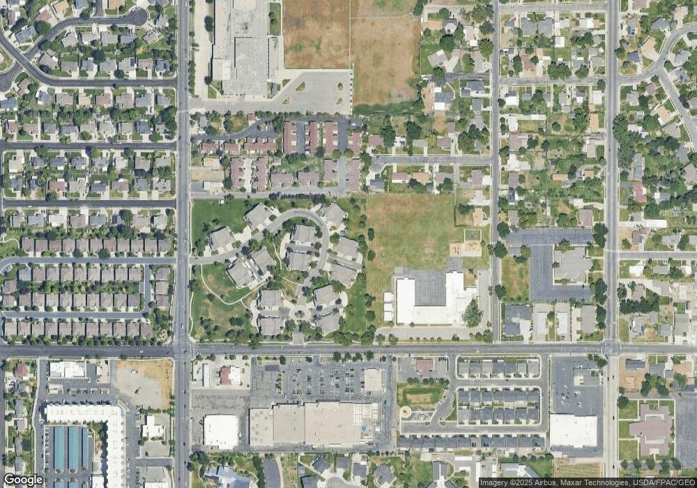 911 S Courtyard Ln, Centerville, UT 84014 - photo 1