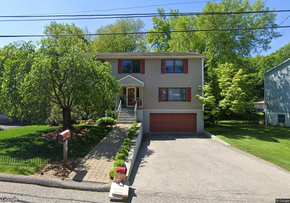 10 Walnut St, Tarrytown, NY 10591 - photo 1