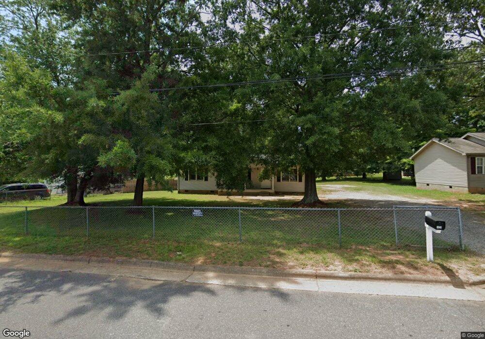 1426 Old Charlotte Rd, Statesville, NC 28677 - photo 1