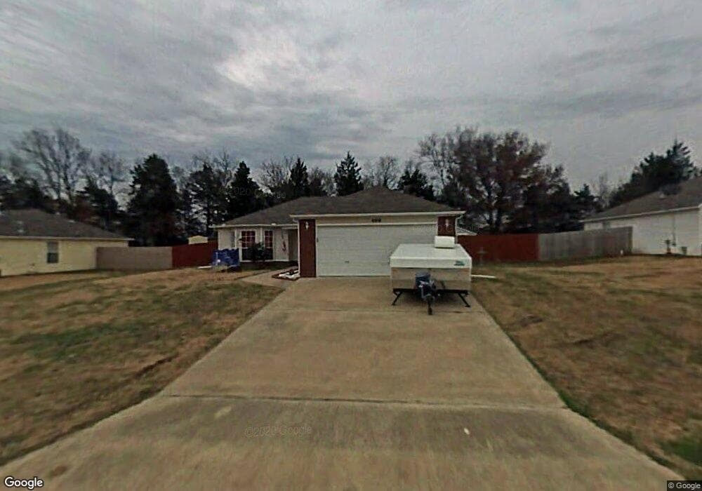 499 Richland Creek Ave, Elkins, AR 72727 - photo 1