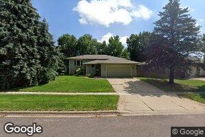 506 Lakota Ave, Brandon, SD 57005