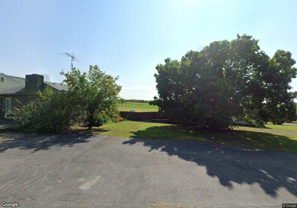 1042 Mercersburg Rd, Saint Thomas, PA 17252 - photo 1