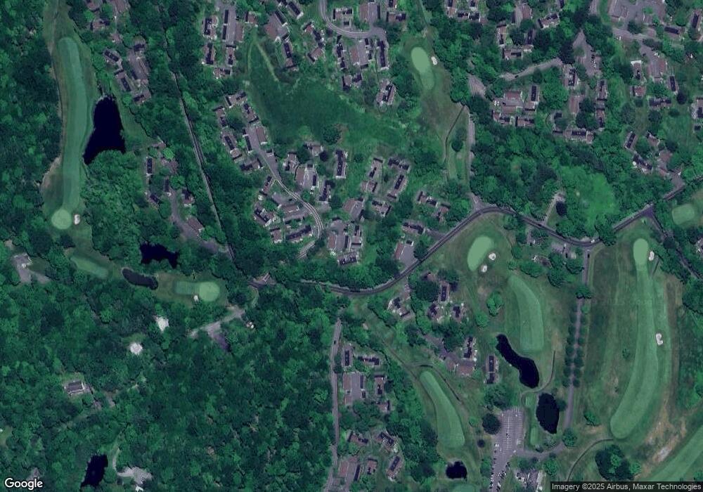 214 Durkee Dr unit 214, Southbury, CT 06488 - photo 1