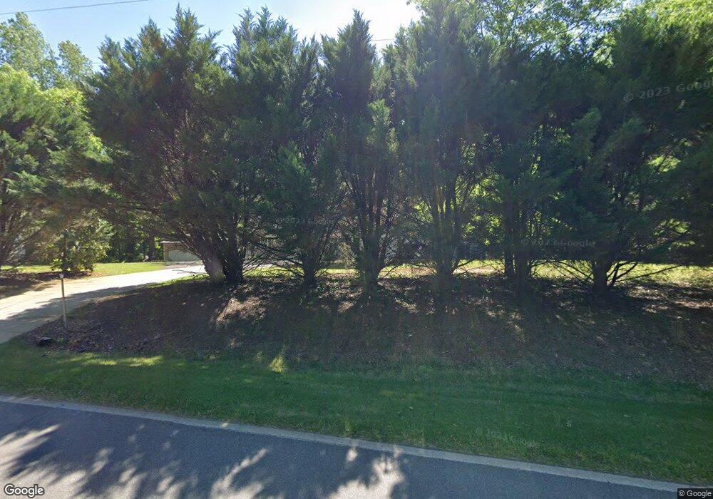 363 Grove Level Rd, Commerce, GA 30529 - photo 1