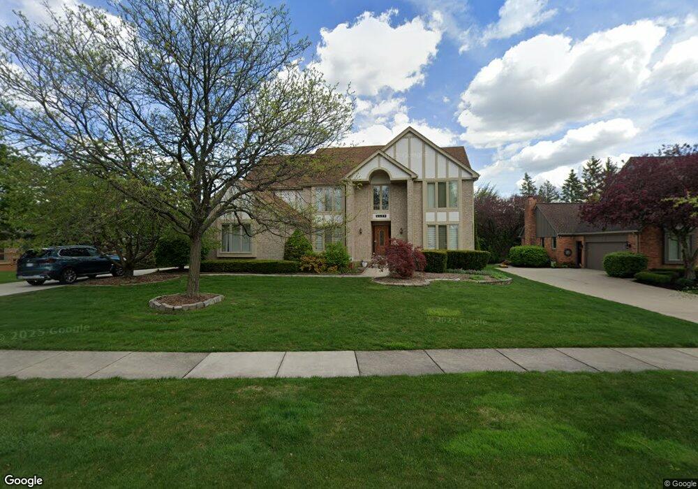 4420 Coffey Ct, Troy, MI 48098 - photo 1