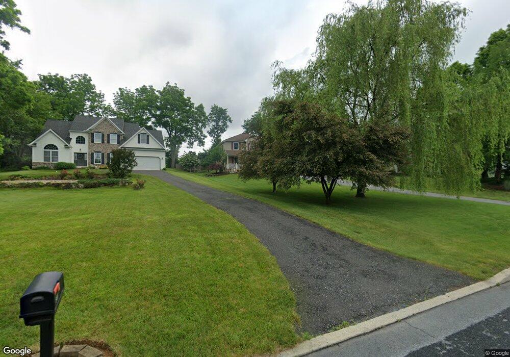 5477 Reppert Ln, Allentown, PA 18106 - photo 1