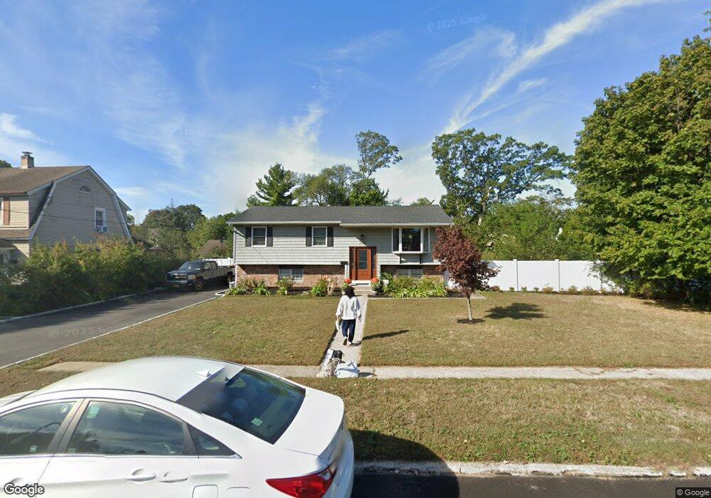 1332 Richland Blvd, Bay Shore, NY 11706 - photo 1