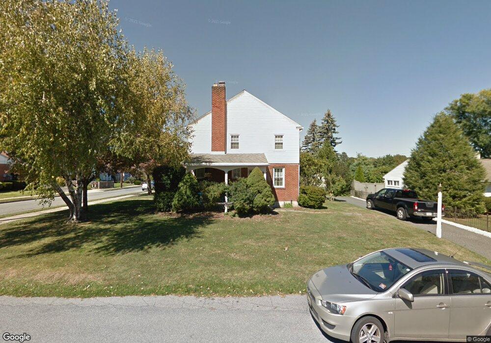 2419 W South St unit 2423, Allentown, PA 18104 - photo 1