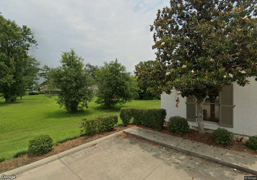 4635 Ihles Rd, Lake Charles, LA 70605 - photo 1