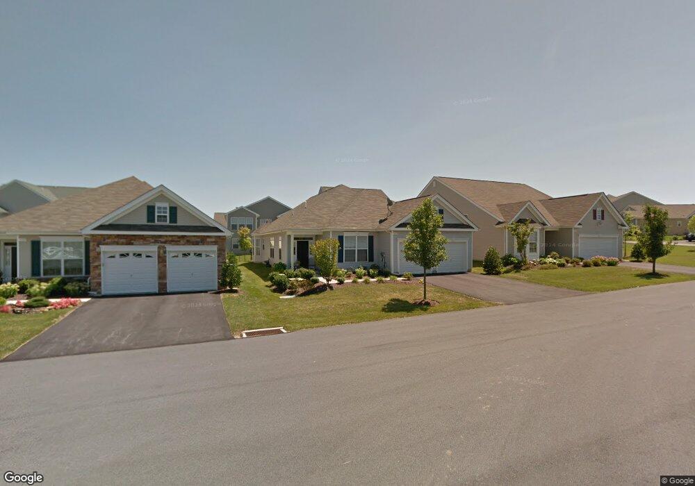 1807 Lakeside Ln, Macungie, PA 18062 - photo 1