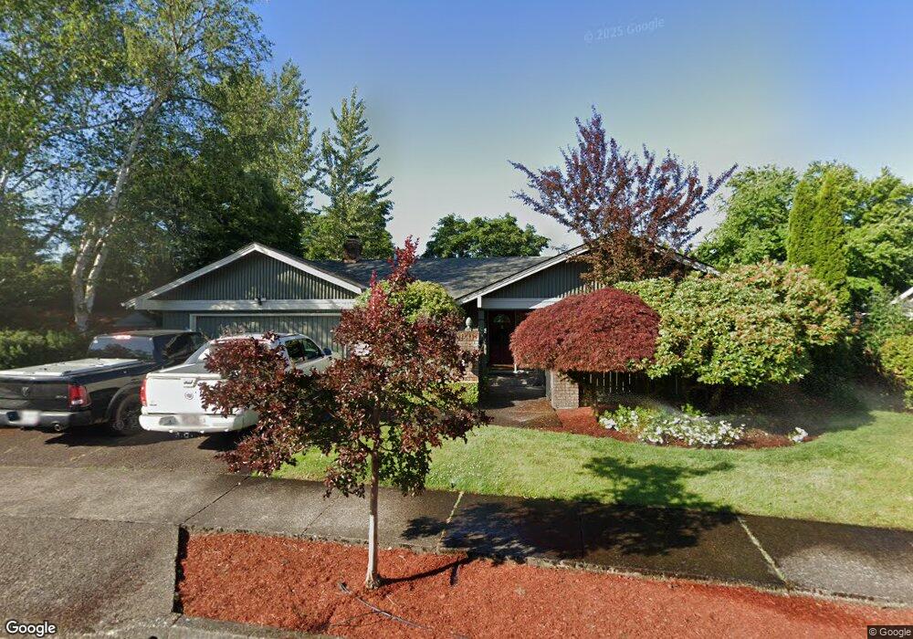 2818 Metolius Dr, Eugene, OR 97408 - photo 1