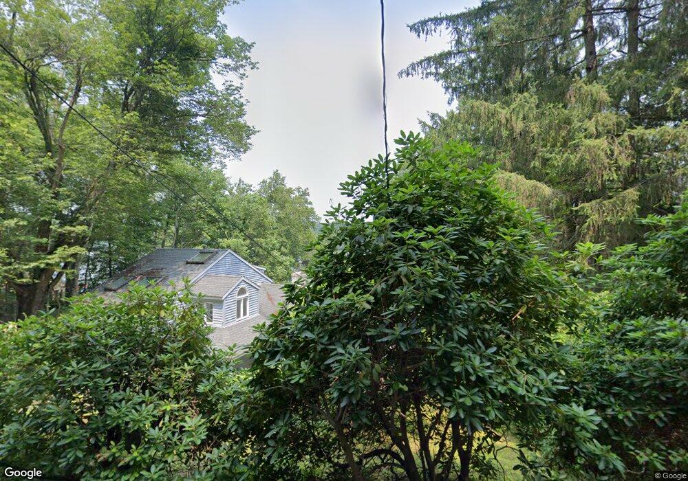 73 Taunton Lake Rd, Newtown, CT 06470 - photo 1