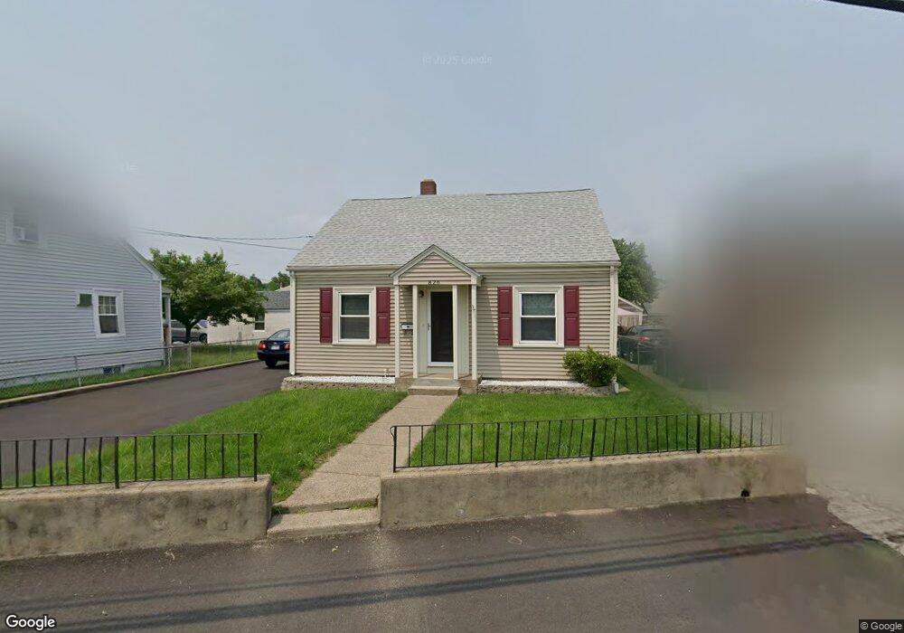 826 Cottage St, Pawtucket, RI 02861 - photo 1