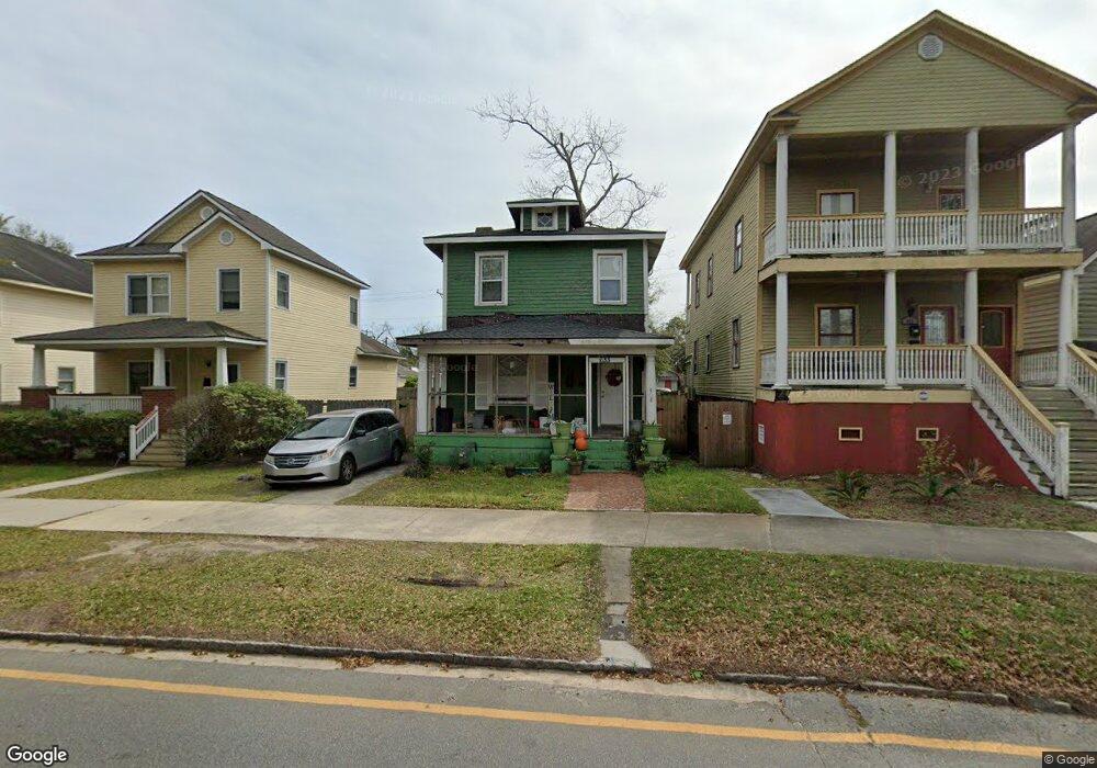 633 E Henry St, Savannah, GA 31401 - photo 1