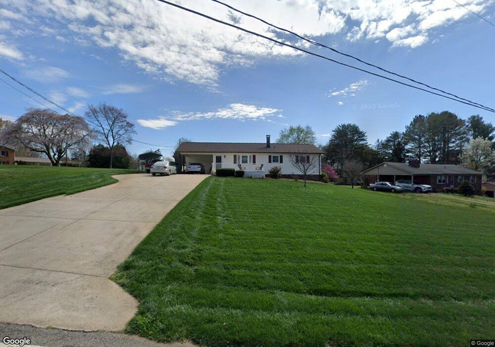 124 Jenkins Rd, Statesville, NC 28625 - photo 1