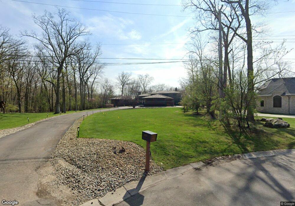 803 Canterbury Crescent, Bloomfield Hills, MI 48304 - photo 1