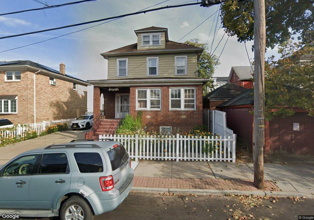 2 Christopher St, Carteret, NJ 07008 - photo 1