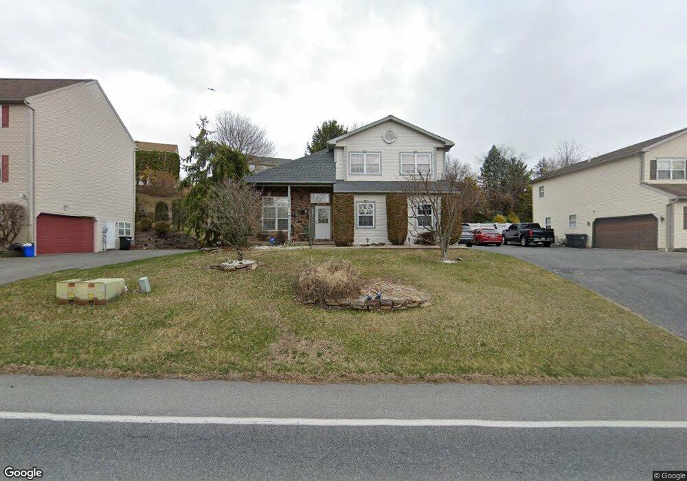 1187 Cedar Top Rd, Reading, PA 19607 - photo 1