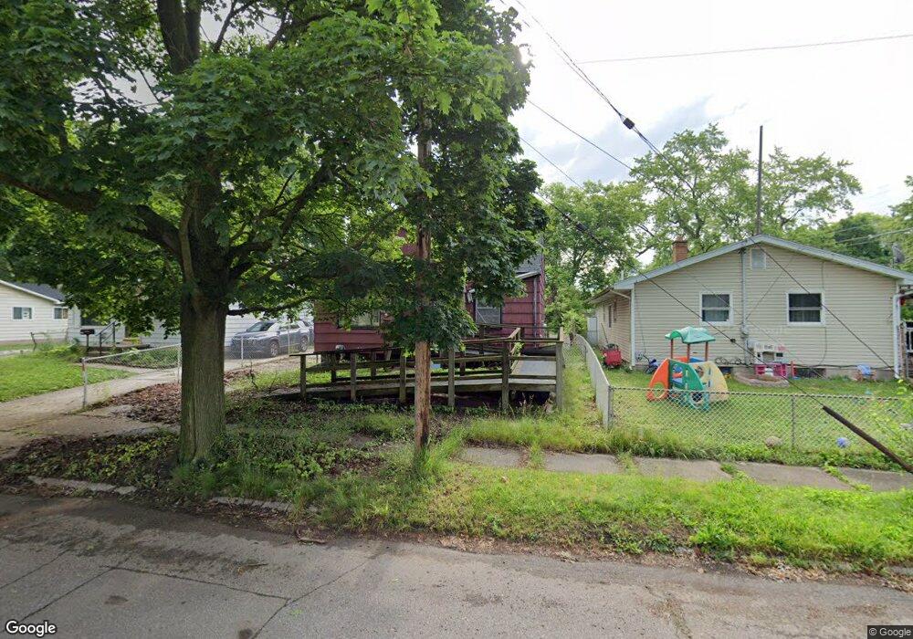 1306 Maplewood Ave, Flint, MI 48506 - photo 1
