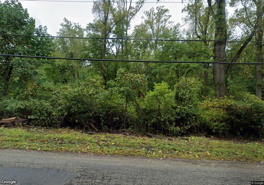 3111 Sawmill Rd unit E, Newtown Square, PA 19073 - photo 1