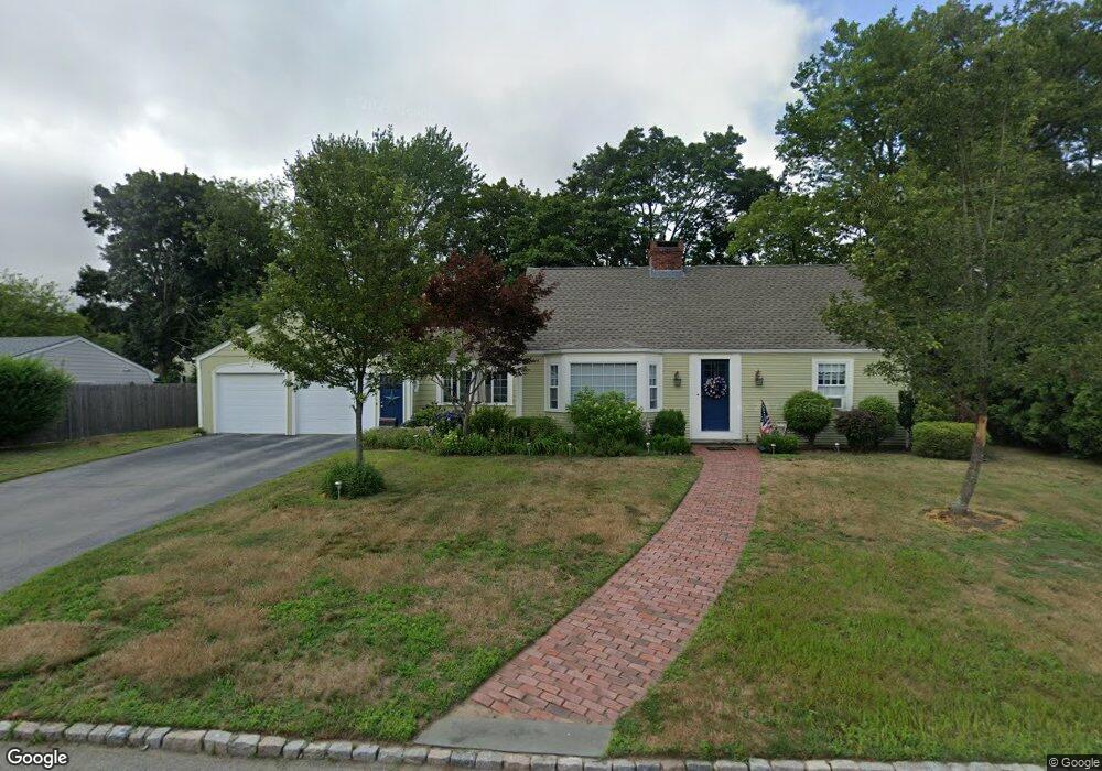 75 Weetamoe Dr, Warwick, RI 02888 - photo 1