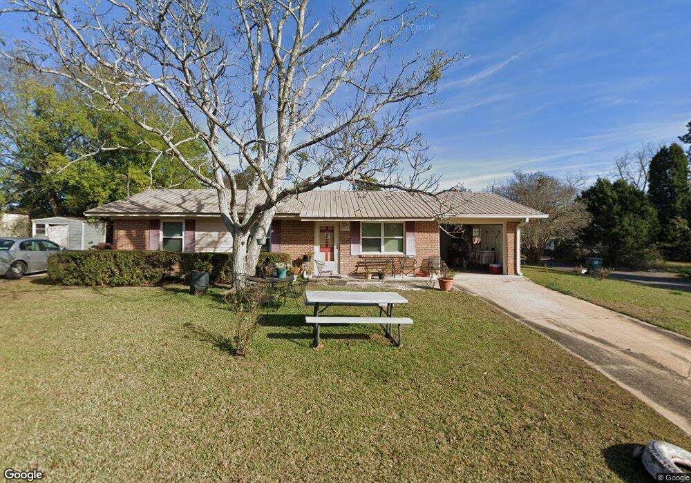 1015 Rivers Ave, Eufaula, AL 36027 - photo 1